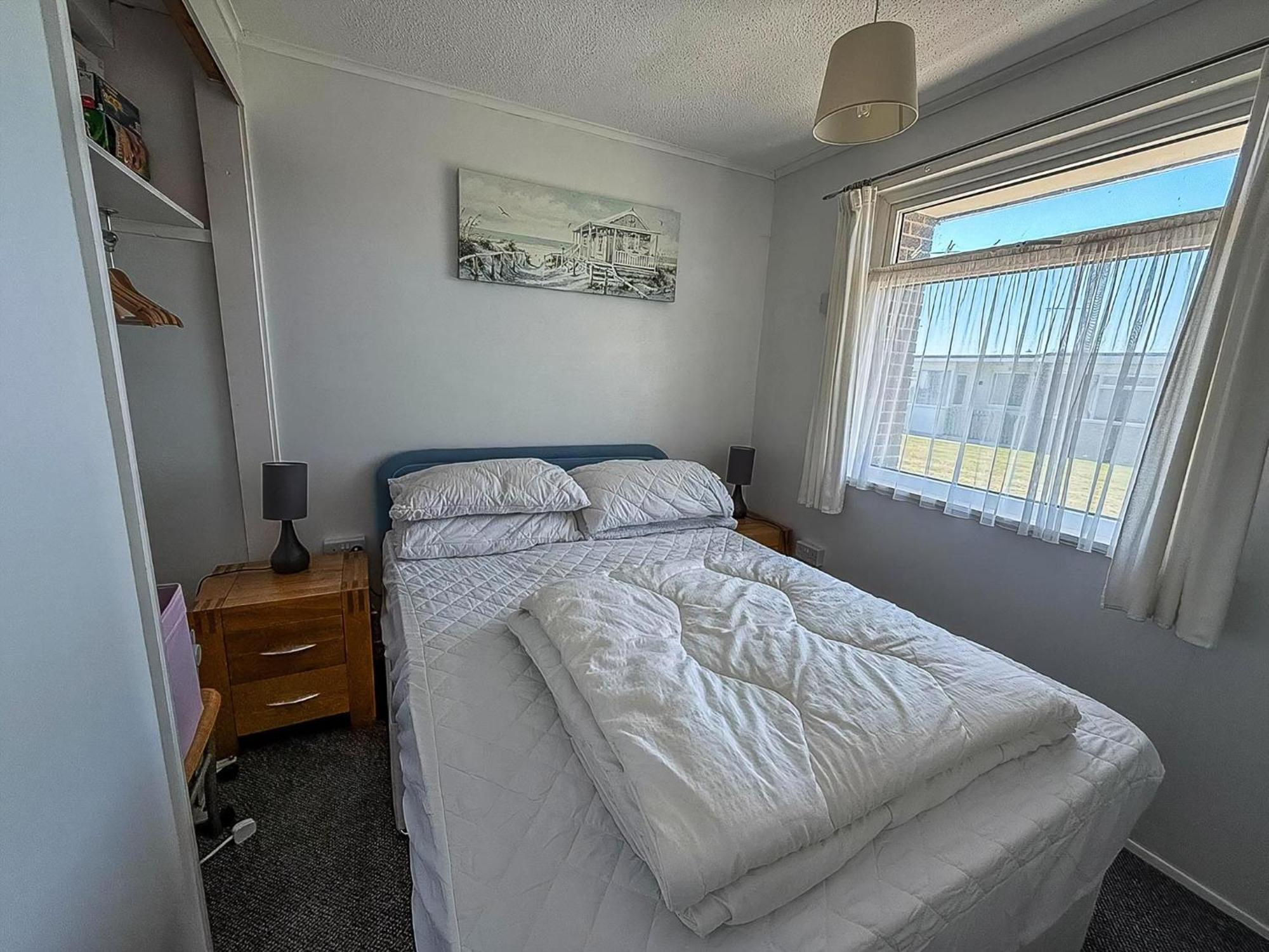 Lovely 4 Berth Chalet For Hire At California Sands In Norfolk Ref 52350Cs Scratby Extérieur photo
